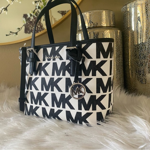 New Michael Kors jet set carryall xs tote convertible crossbody bag - Picture 2 of 13